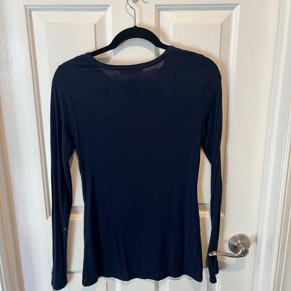 White House Black Market Top Size XS - Picture 2 of 3